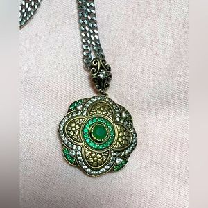 Silver necklace and bracelet